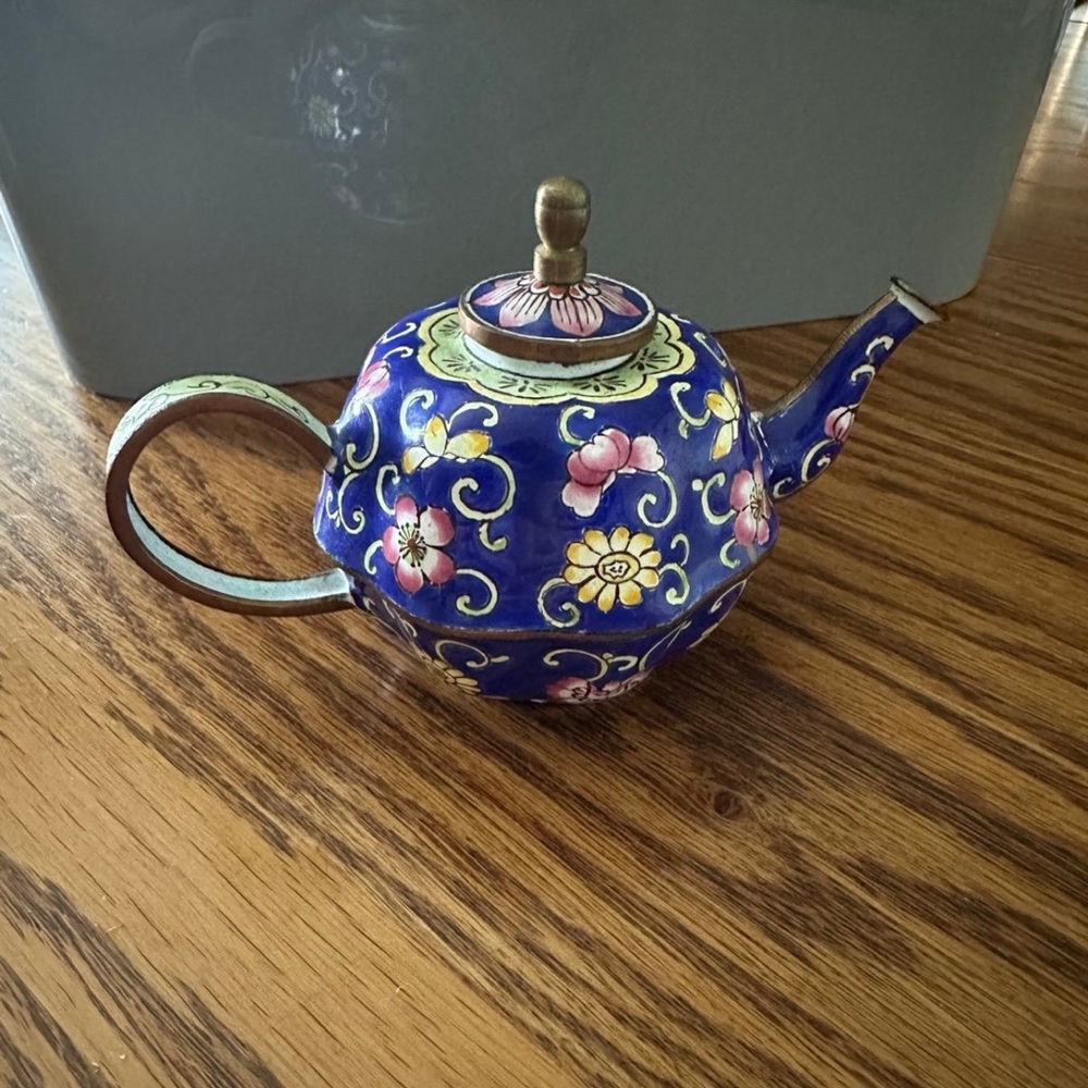 Floral Blue Teapot